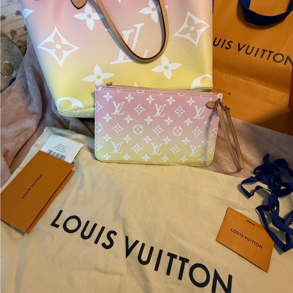 Louis Vuitton Gradient Pink & Yellow Tote & Wristlet BUNDLE, NEW!! 🌸 MAKE OFFER - Picture 5 of 15